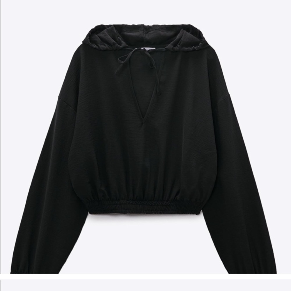 Zara black crop top w hoodie brand new